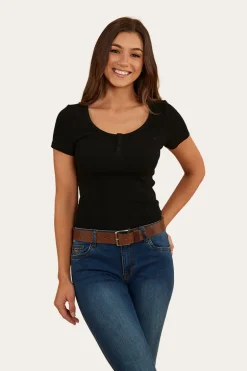 Arabella Womens Scoop Neck Baby Tee - Black