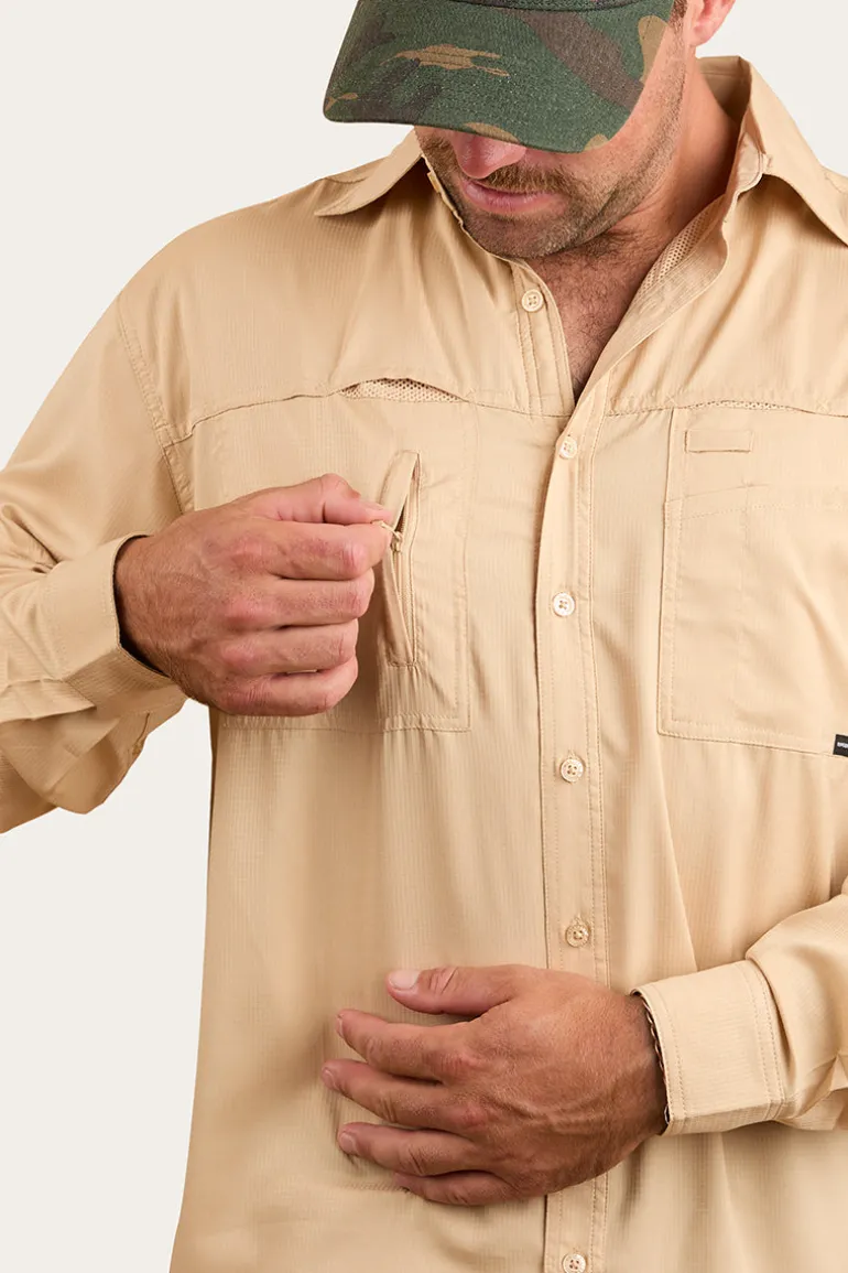 Bennetts Unisex Fishing Shirt - Dark Sand