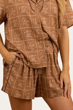 Cody Womens Short - Almond