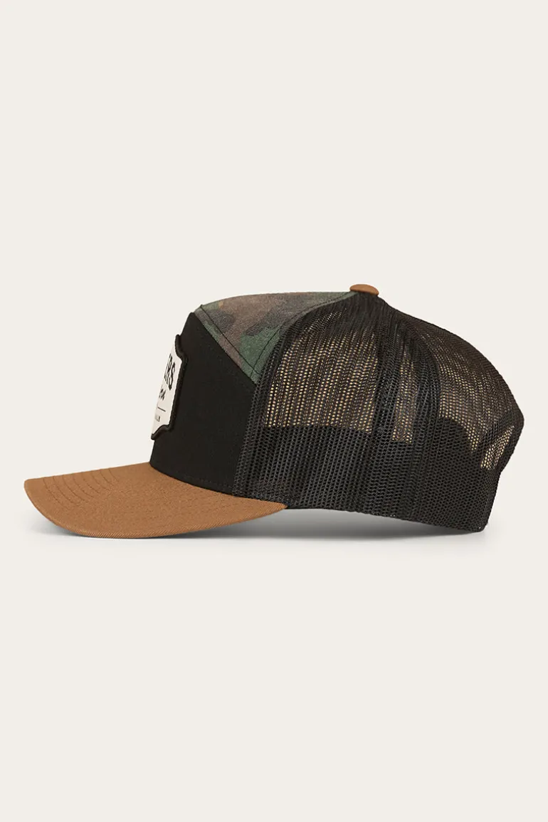 Country Club 7 Panel Cap - Black / Camo