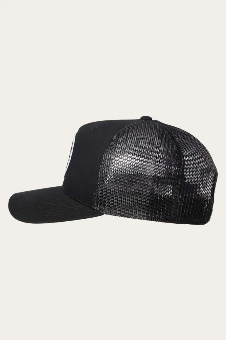 Signature Bull Trucker Cap - Black/Camo