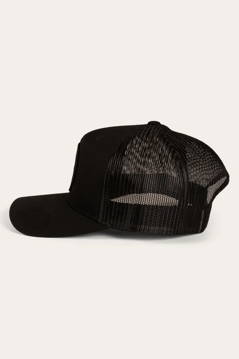 Signature Bull Trucker Cap - Black/Black