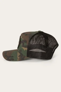 Signature Bull Trucker Cap - Camo/Black
