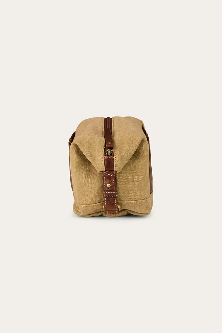 Waxicanvas Toiletry Bag - Cognac